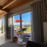 Semesterbostad Ferienhaeuser Mit Seeblick Direkt Am Plauer Plau am See