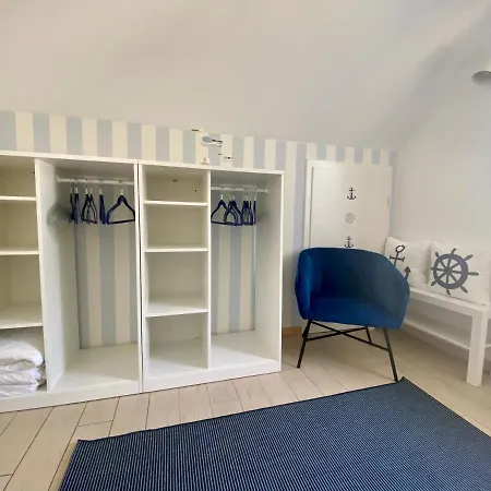 Ferienhaeuser Mit Seeblick Direkt Am Plauer 펜션 플라우암시