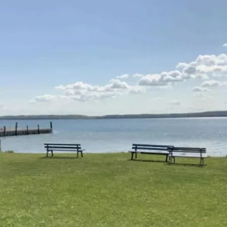 Ferienhaeuser Mit Seeblick Direkt Am Plauer * Plau am See