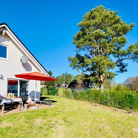 Ferienhaeuser Mit Seeblick Direkt Am Plauer * 플라우암시