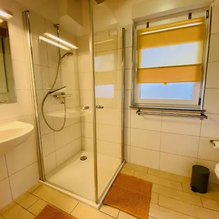 Casa vacanze Ferienhaeuser Mit Seeblick Direkt Am Plauer