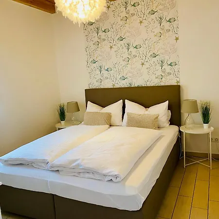 Ferienhaeuser Mit Seeblick Direkt Am Plauer *