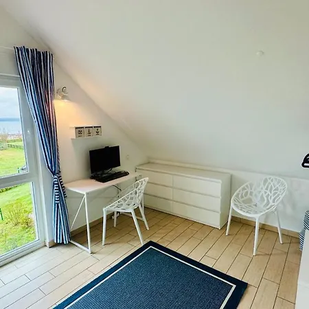 Mit Seeblick Direkt Am Plauer Ferienhaus